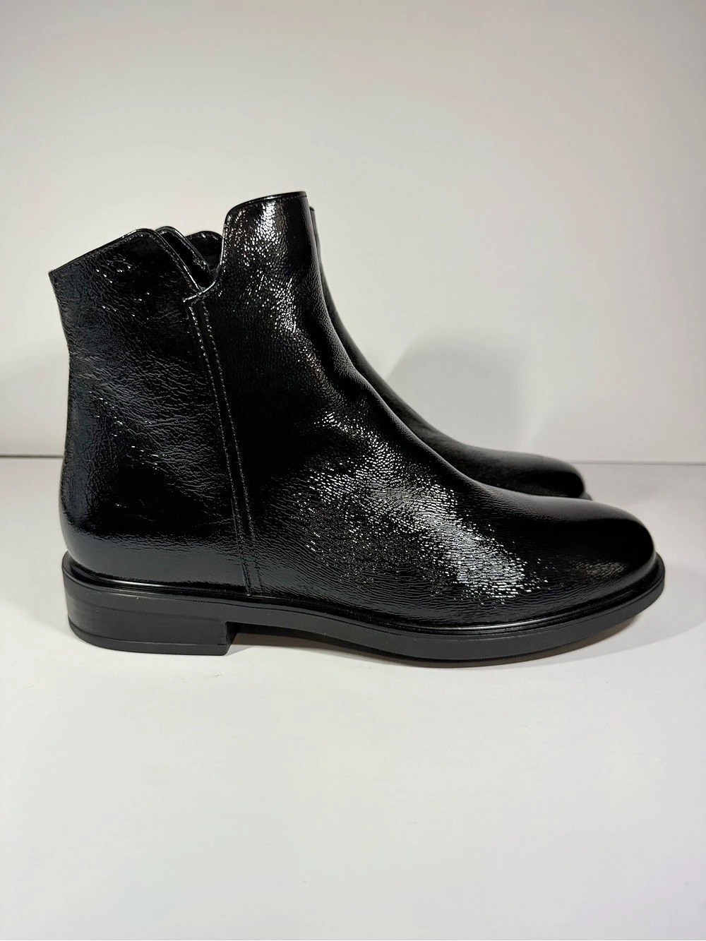 La Canadienne Sly City Dry Waterproof Bootie Waterproof Black Booties Like New